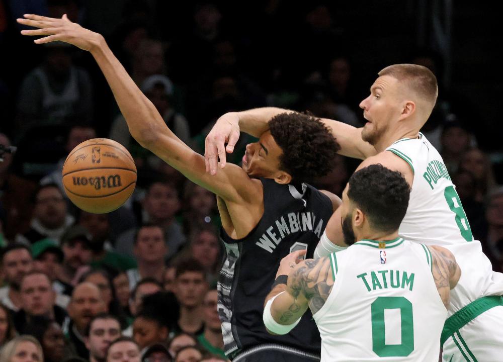 现代足球战 现代足球战