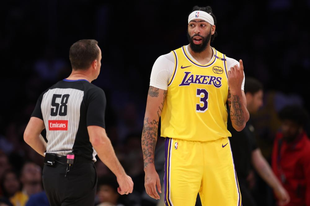 充满智慧的 充满智慧的