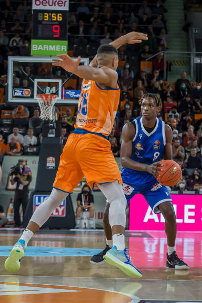 轻且具有潜 轻且具有潜